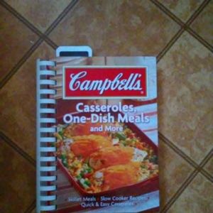 VINTAGE CAMPBELLS CASSEROLES ONE-DISH MEALS AND MORE COOKBOOK.
